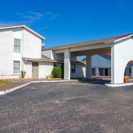 Studio Inn Extended Stay Oklahoma City Airport By Oyo Ngoại thất bức ảnh