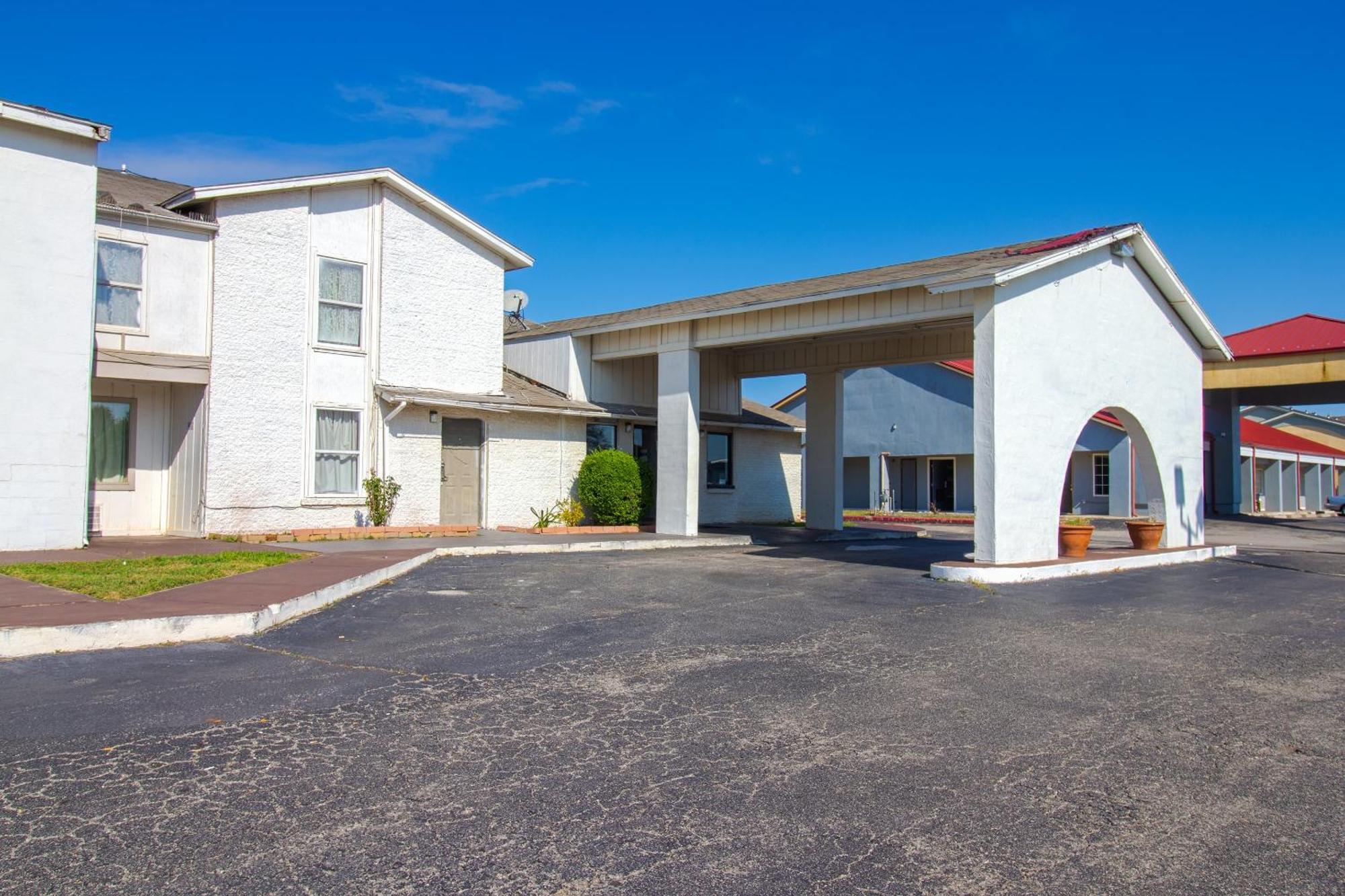 Studio Inn Extended Stay Oklahoma City Airport By Oyo Ngoại thất bức ảnh