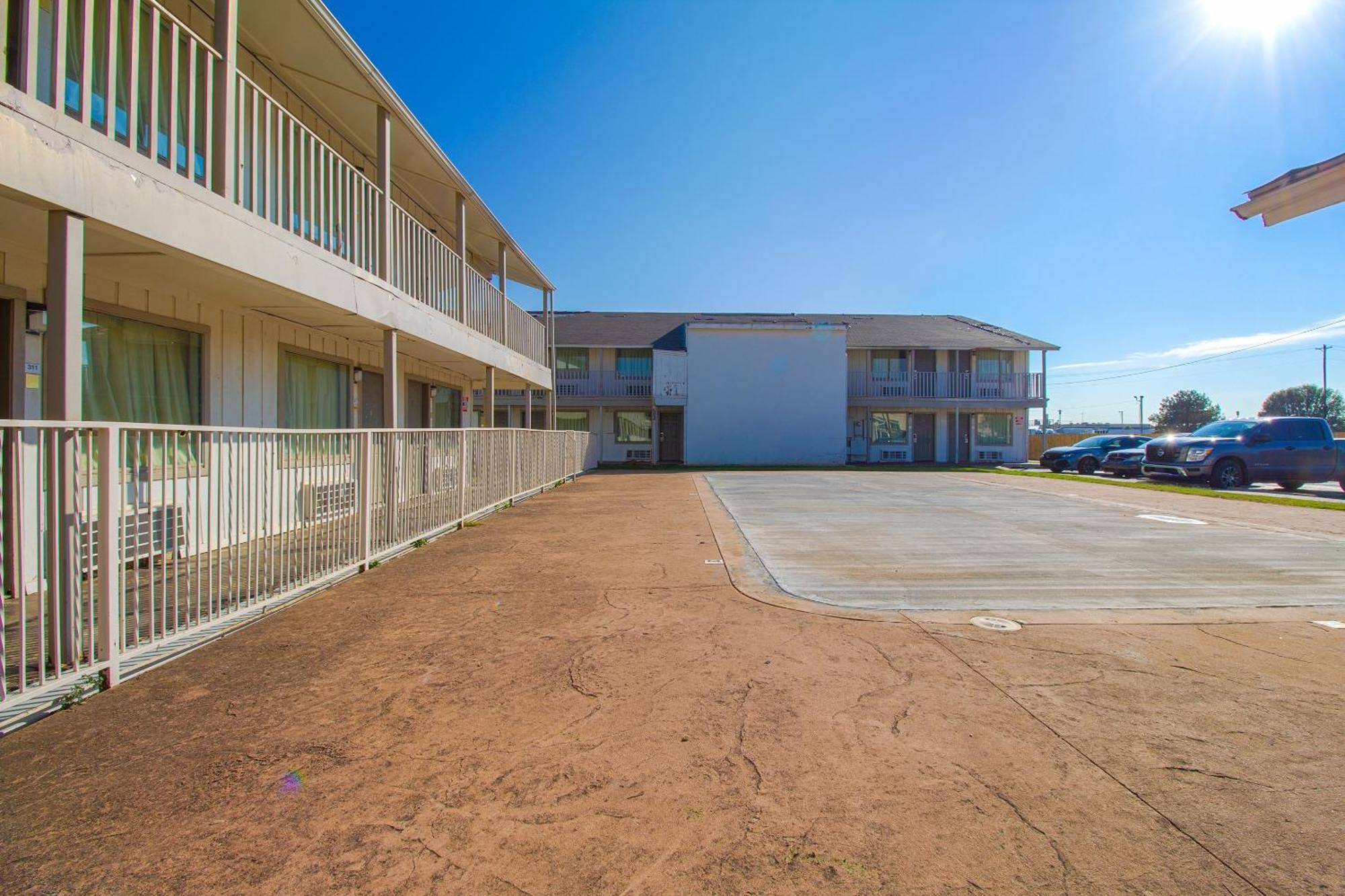 Studio Inn Extended Stay Oklahoma City Airport By Oyo Ngoại thất bức ảnh
