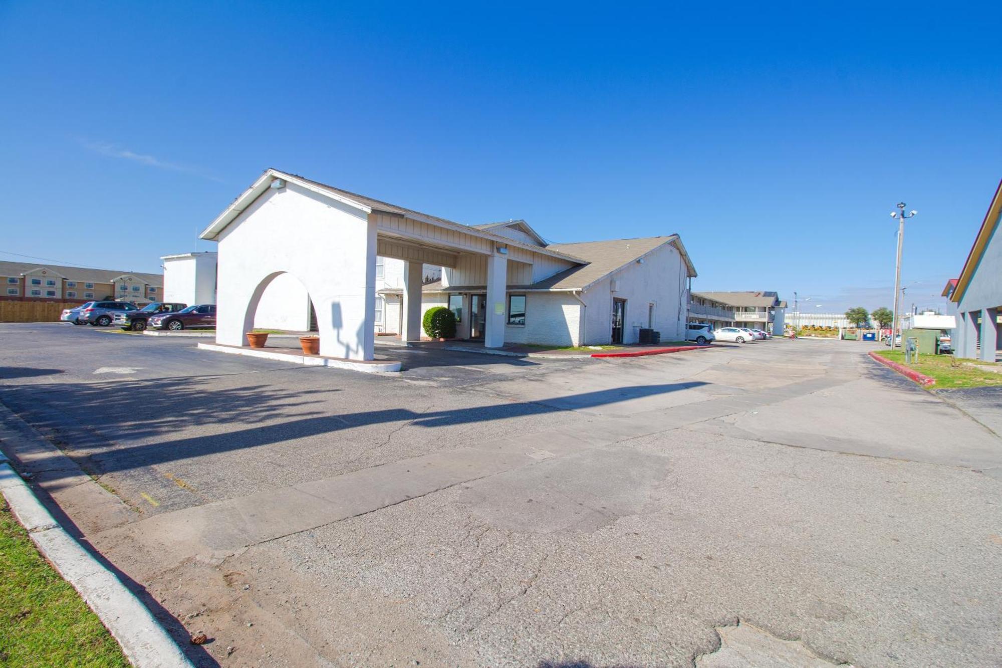 Studio Inn Extended Stay Oklahoma City Airport By Oyo Ngoại thất bức ảnh