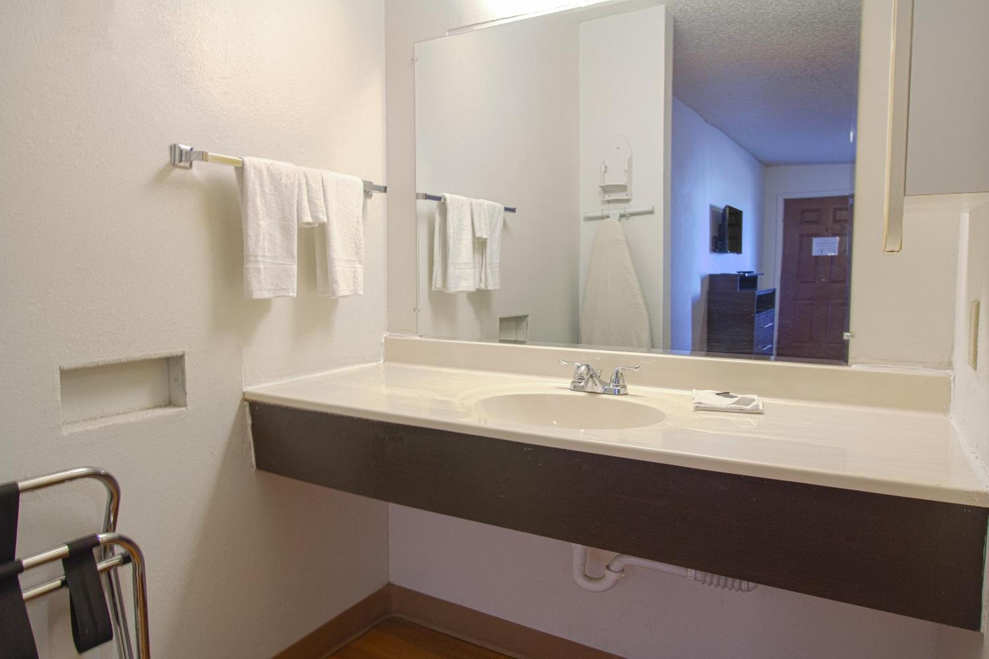 Studio Inn Extended Stay Oklahoma City Airport By Oyo Ngoại thất bức ảnh